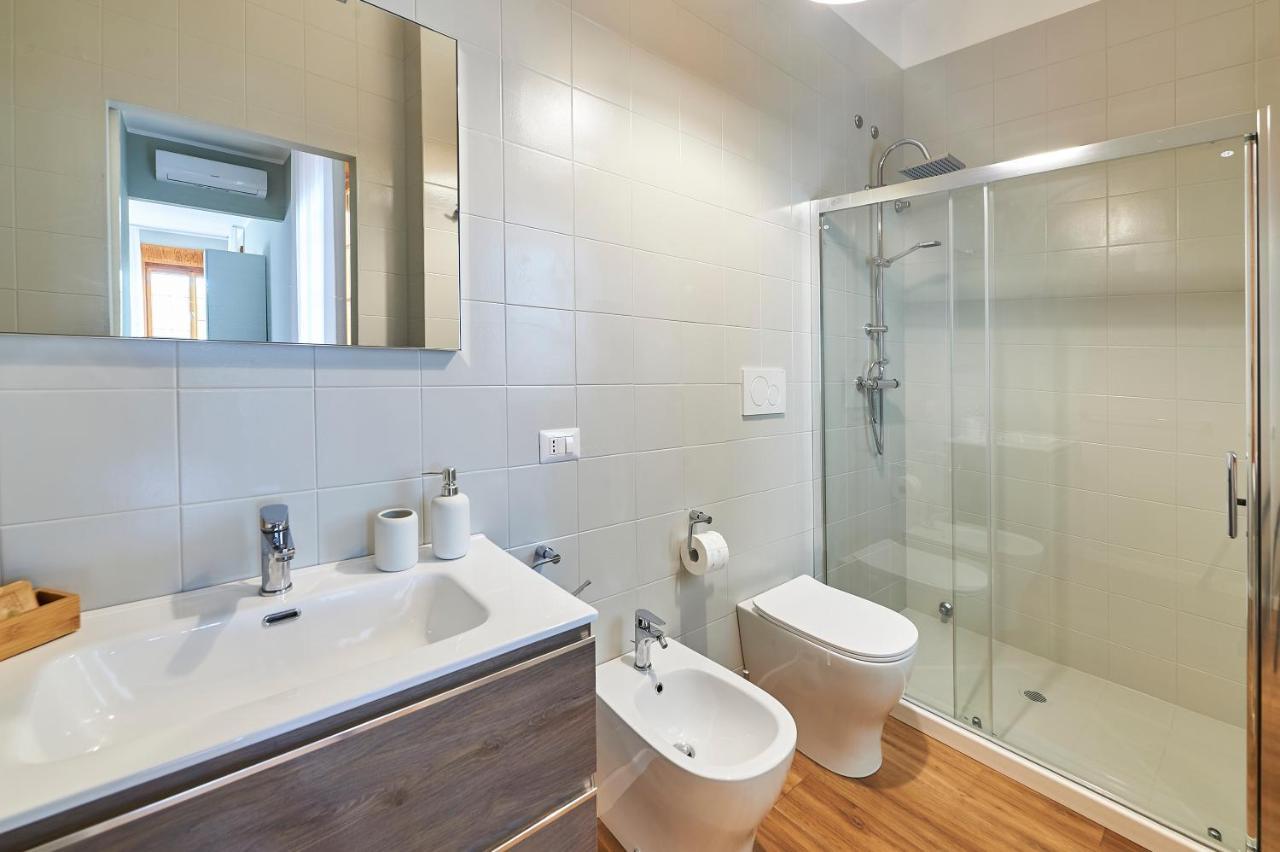 Lapilanoa - Suite & Pool Nardo Bagian luar foto