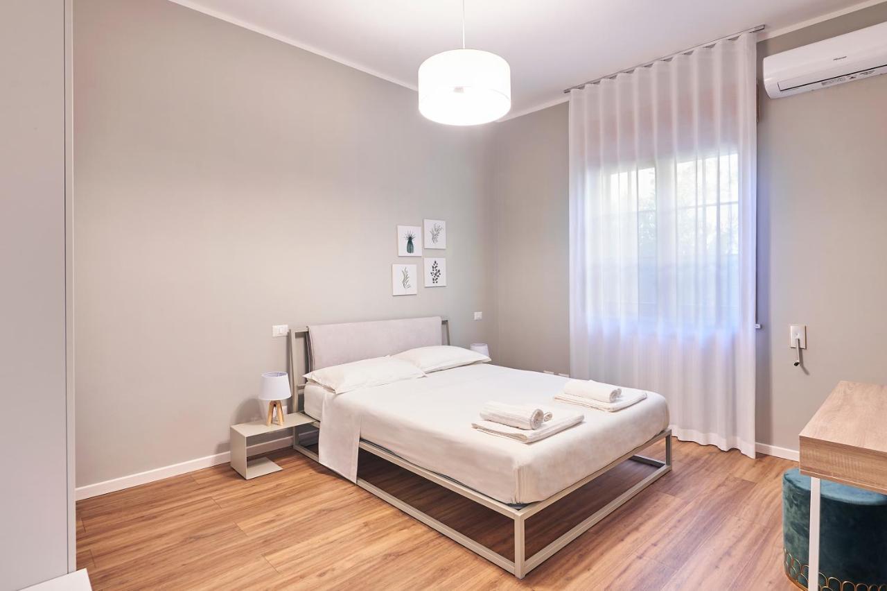 Lapilanoa - Suite & Pool Nardo Bagian luar foto